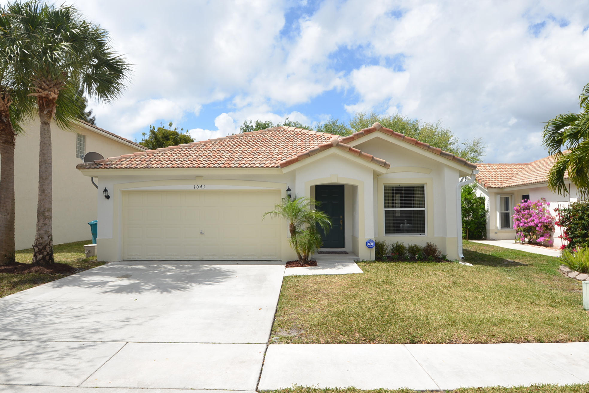 1041 Fosters Mill Road Boynton Beach, FL 33436 - Photo 1 of 20 DSC_8660