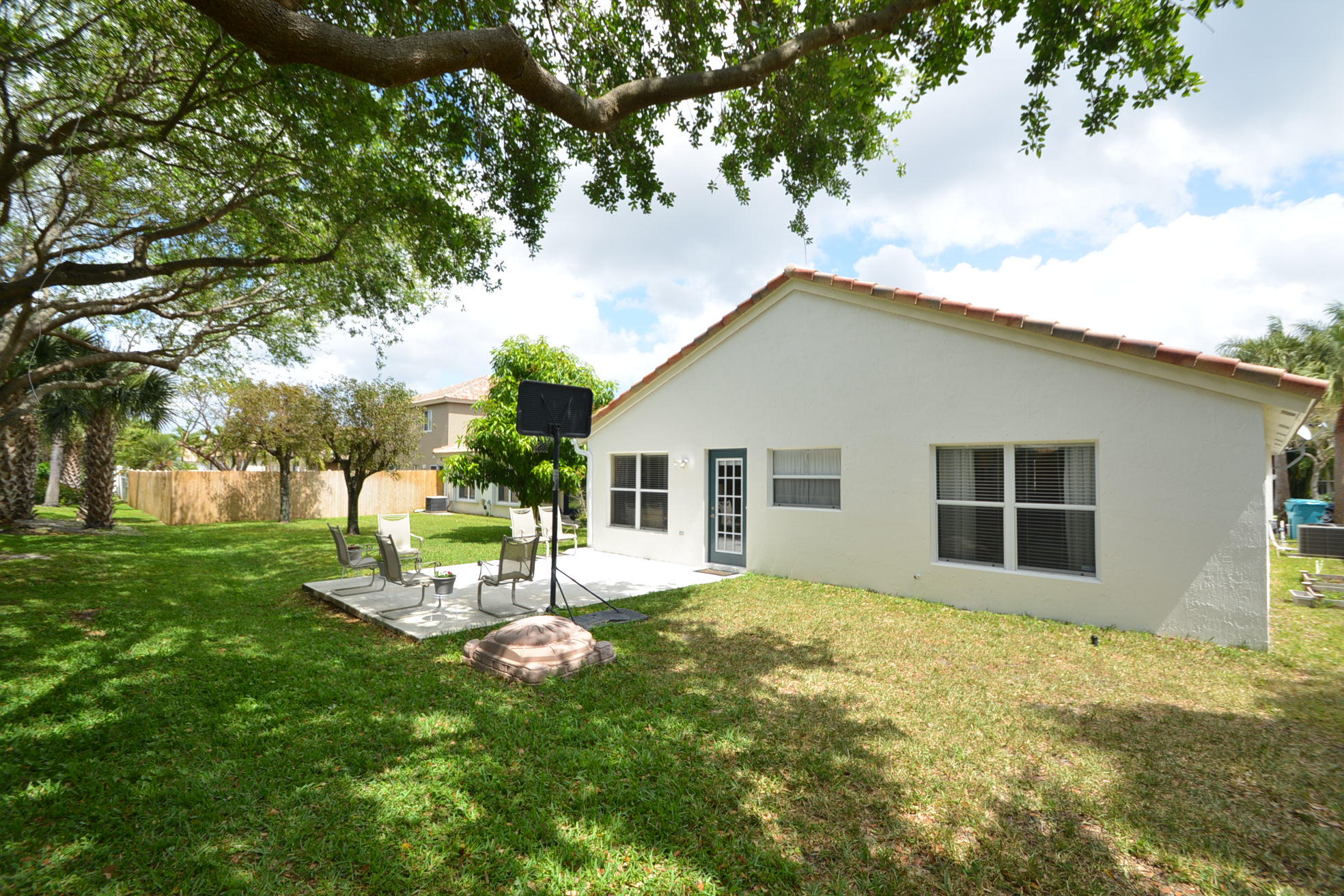 1041 Fosters Mill Road Boynton Beach, FL 33436 - Photo 4 of 20 DSC_8664