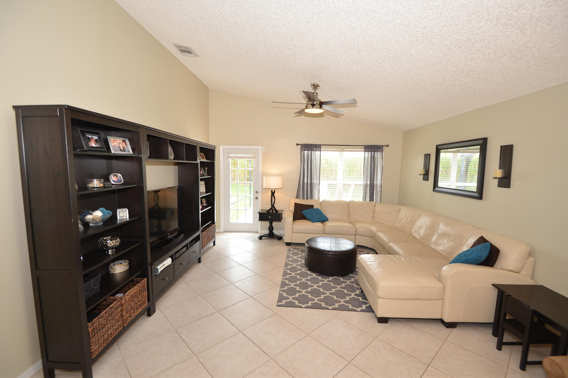 1041 Fosters Mill Road Boynton Beach, FL 33436 - Photo 7 of 20 DSC_8667