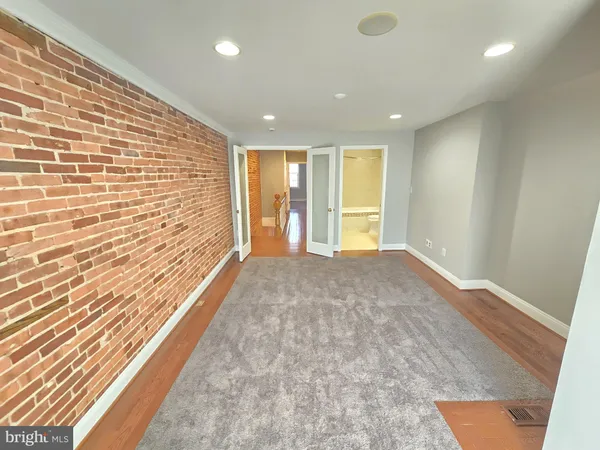 $2,500 | 112 North Luzerne Avenue, Baltimore, MD 21224
