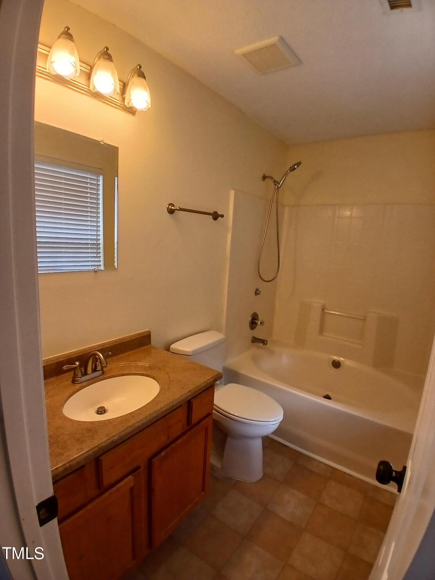 4441 Whatley Lane Raleigh, NC 27604 - Photo 32 of 36 20241001_140024