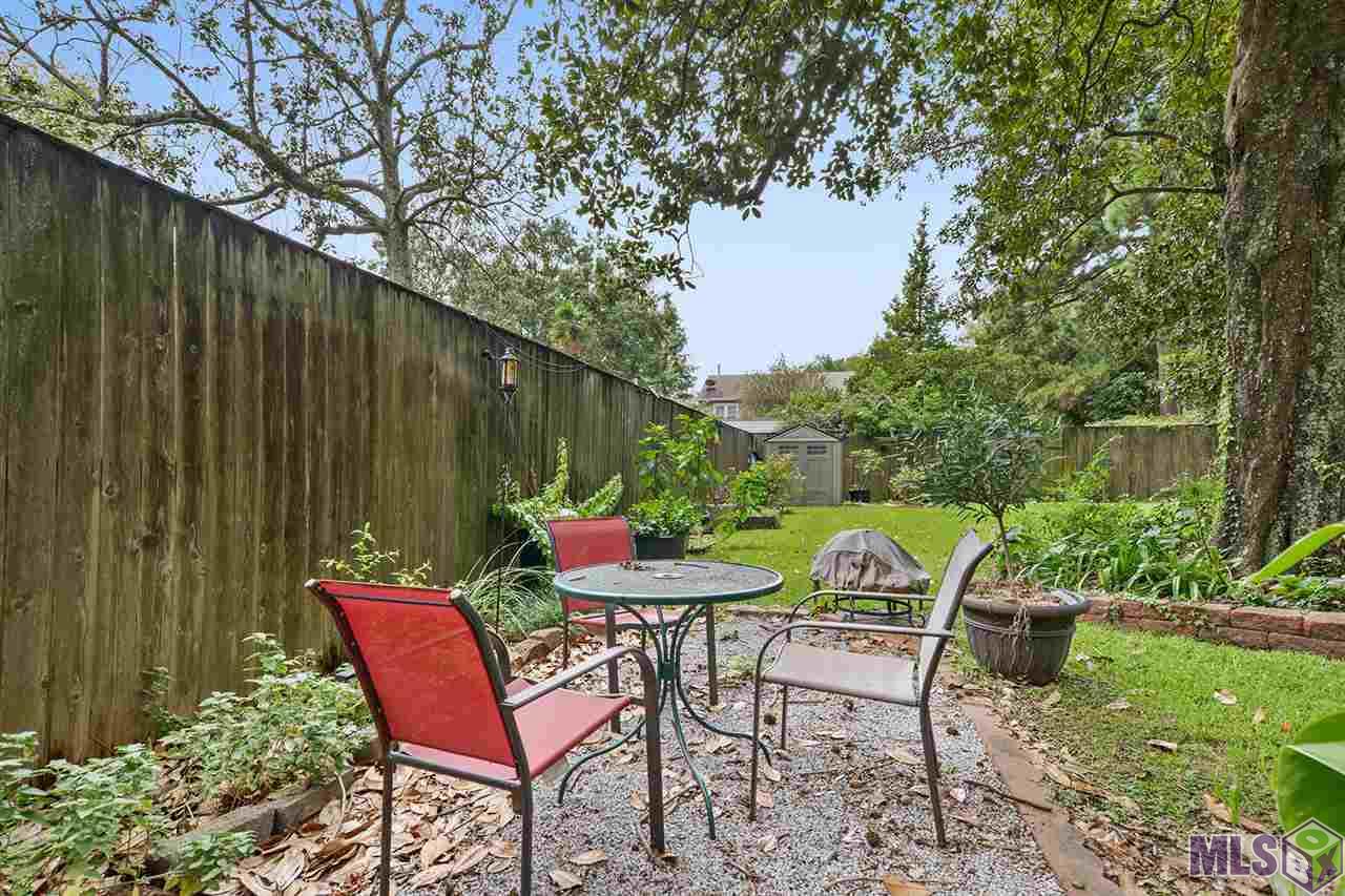 3142 Perkins Road Baton Rouge, LA 70808 - Photo 14 of 17 Sitting area in backyard