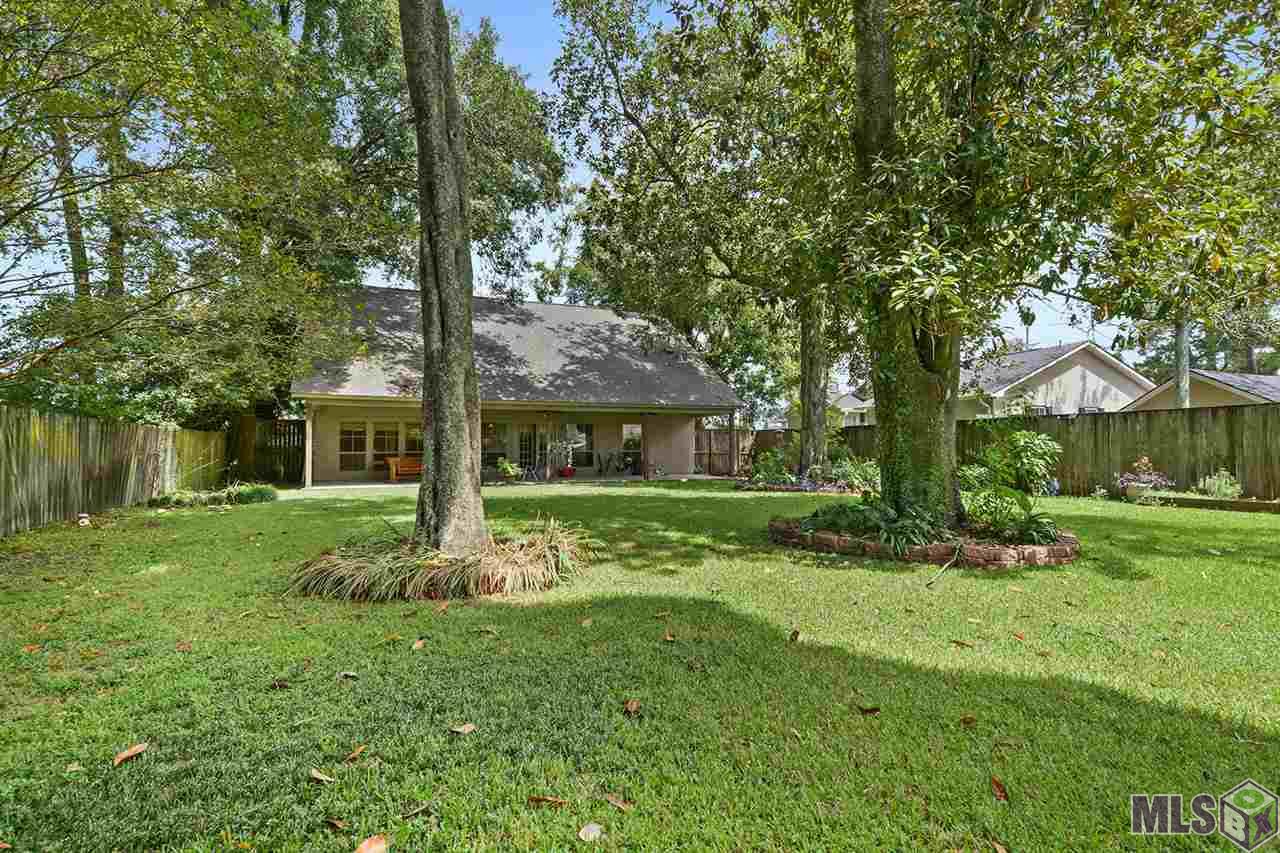 3142 Perkins Road Baton Rouge, LA 70808 - Photo 15 of 17 Huge backyard great for BBQing with friends and family!