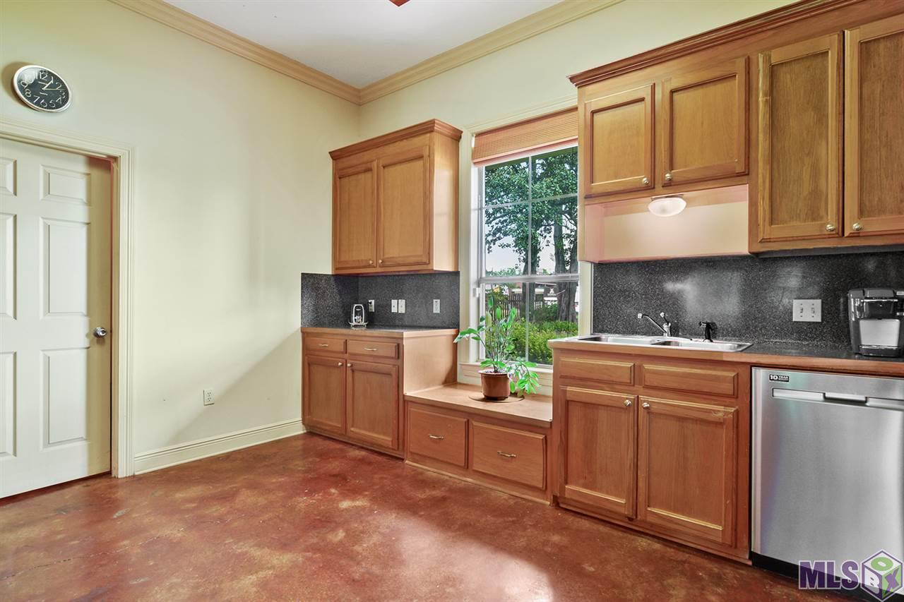Another view of kitchen!