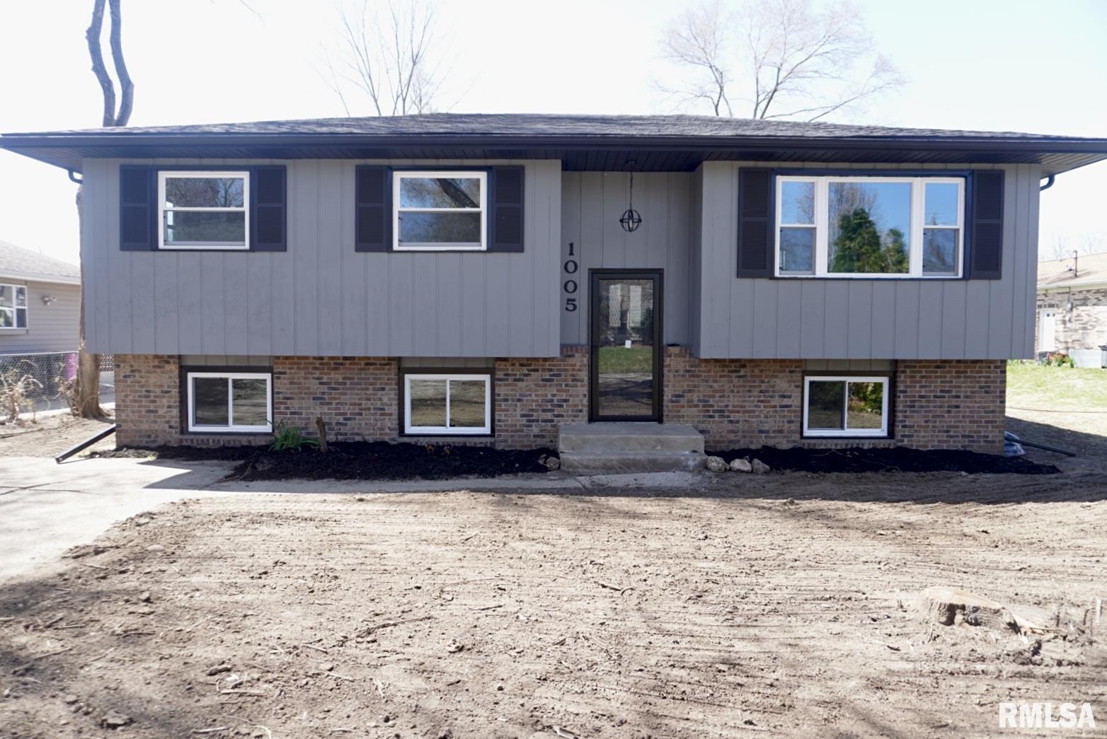 1005 7th Street Colona, IL 61241 - Photo 1 of 21 Gallery Image 1