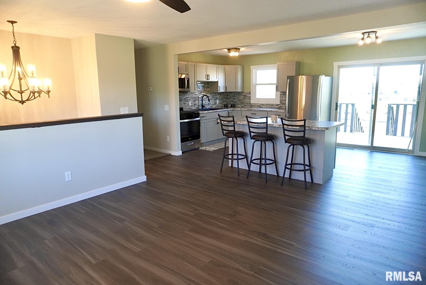 1005 7th Street Colona, IL 61241 - Photo 3 of 21 Gallery Image 3