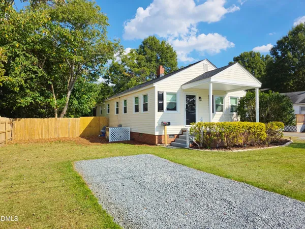 $220,000 | 305 North 10th Street, Erwin, NC 28339