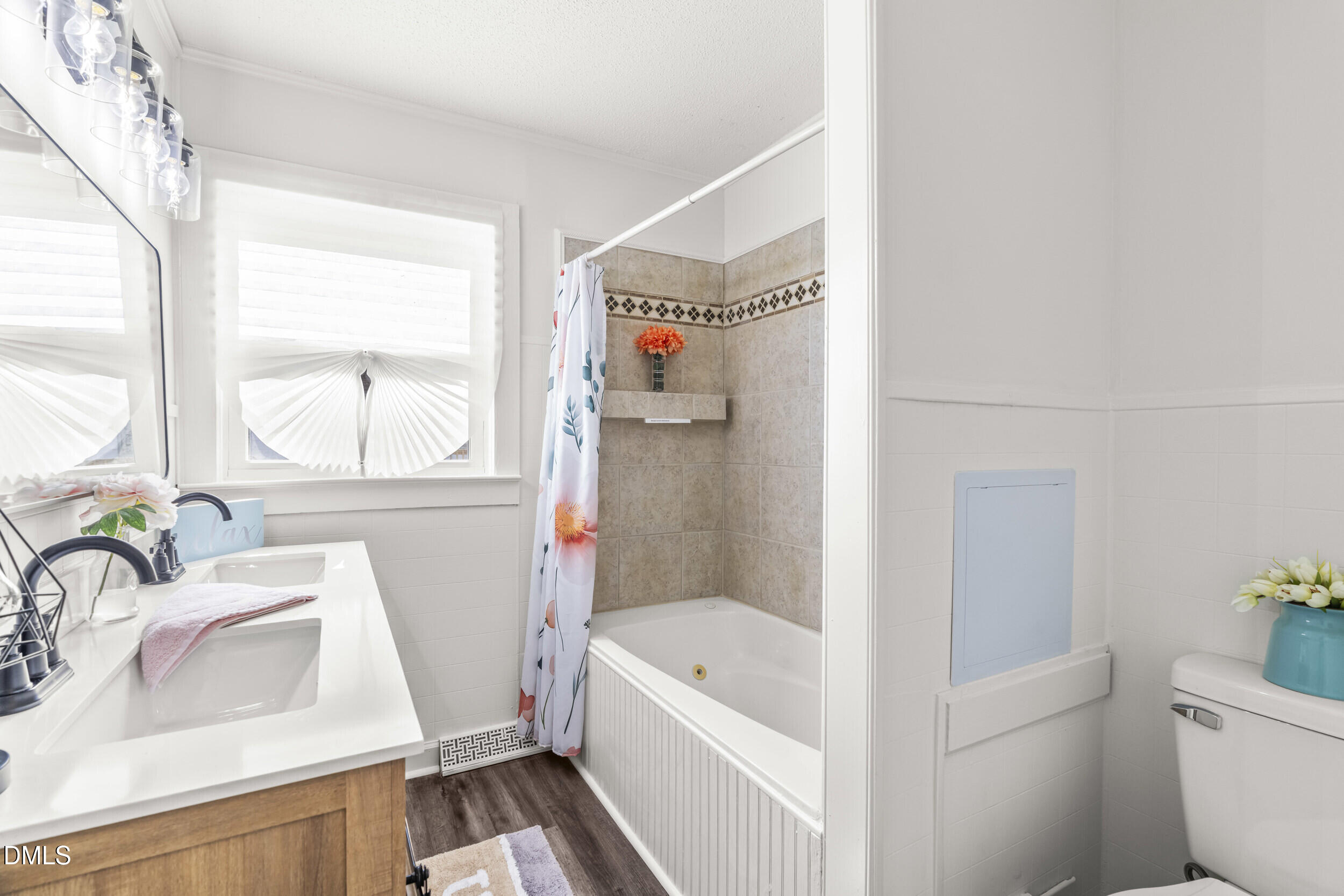 305 North 10th Street Erwin, NC 28339 - Photo 24 of 36 Main bath