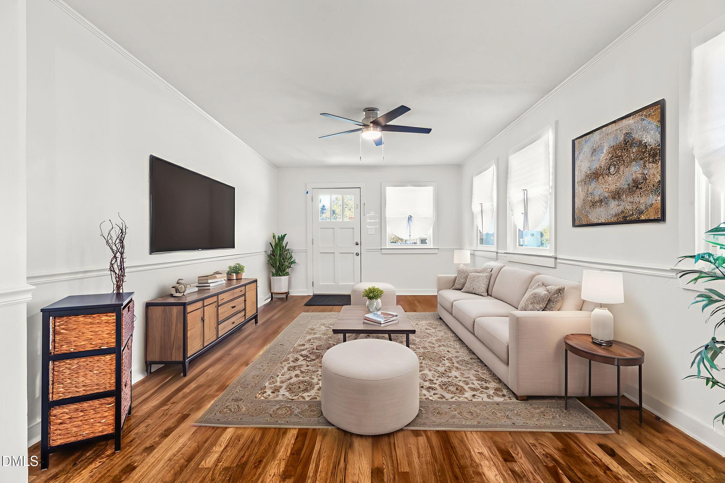 305 North 10th Street Erwin, NC 28339 - Photo 5 of 36 Family room staged