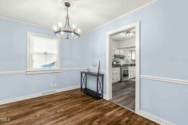 $219,495 | 305 North 10th Street, Erwin, NC 28339