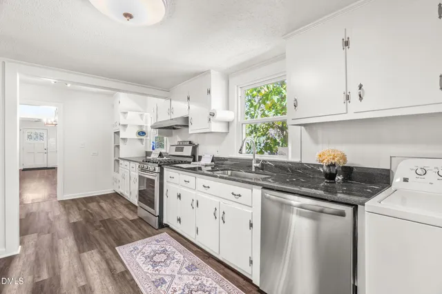 $219,495 | 305 North 10th Street, Erwin, NC 28339