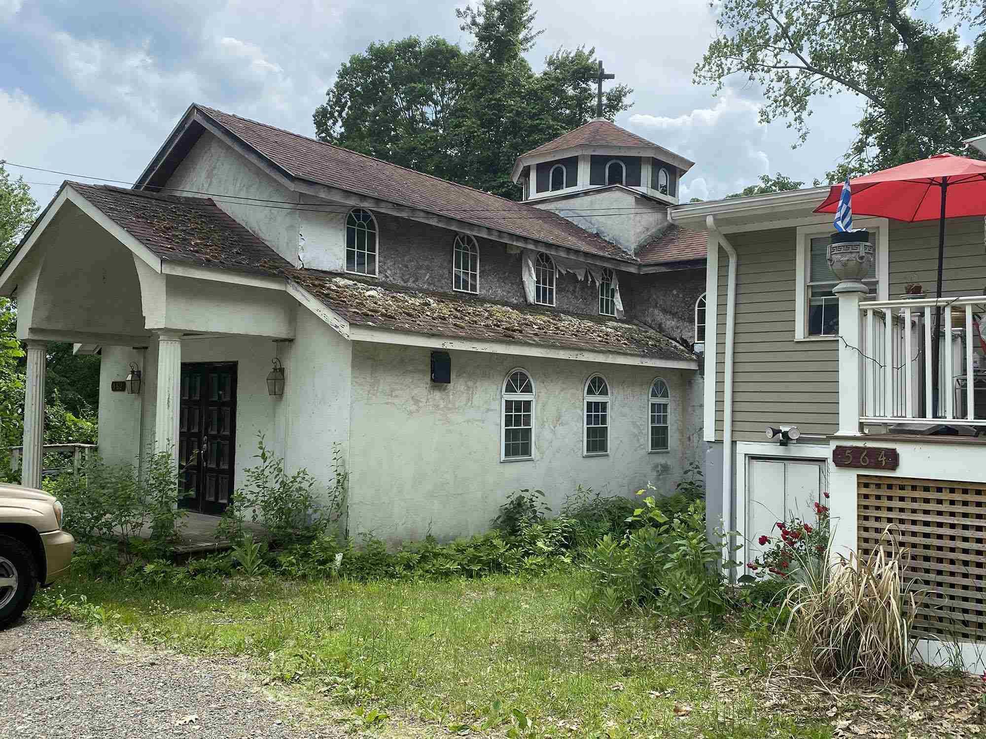 562-564 Putney Road Brattleboro, VT 05301 - Photo 2 of 14