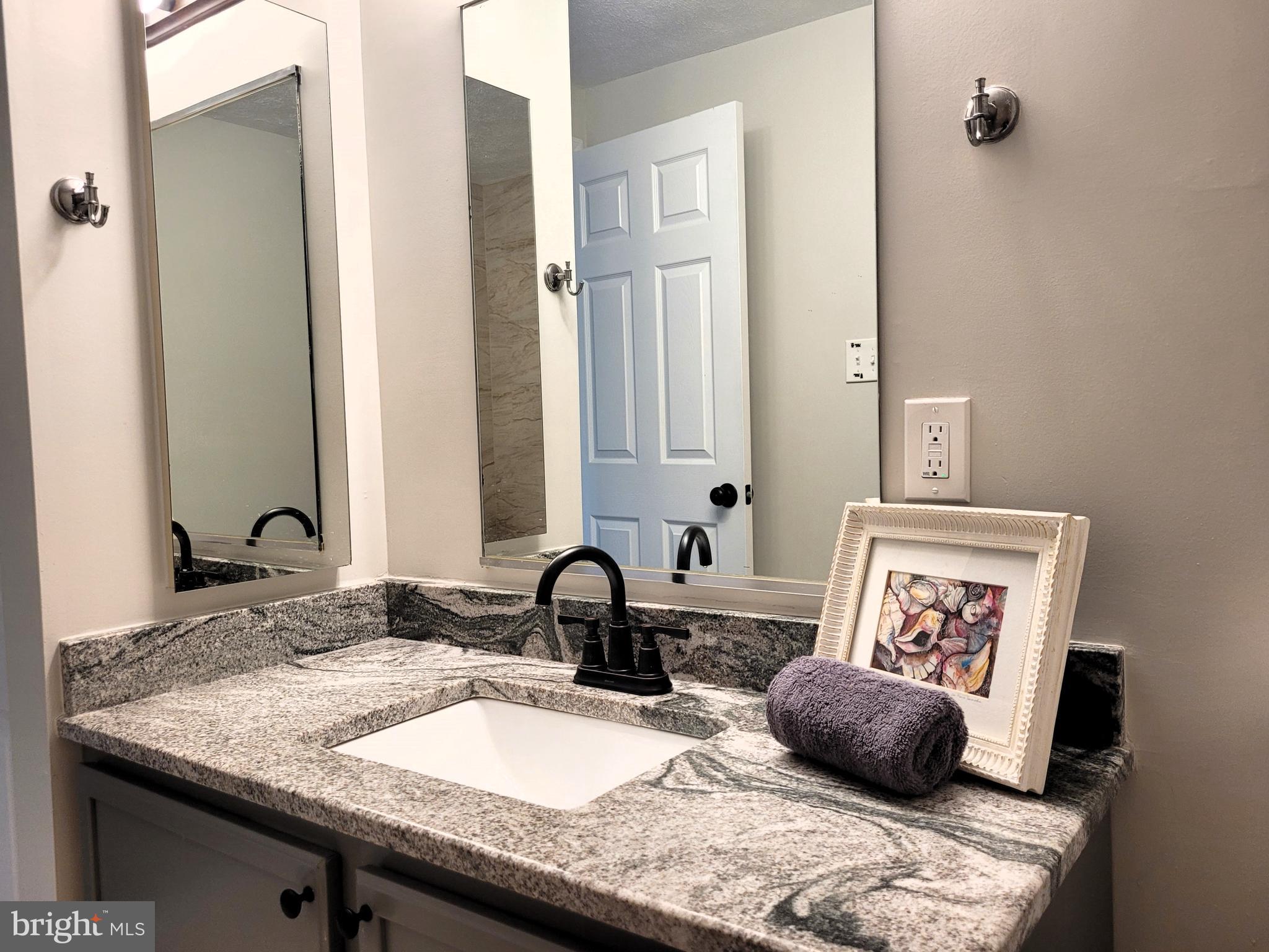 1110 Cavendish Drive Silver Spring, MD 20905 - Photo 16 of 22 2nd of 3 full baths w beautiful granite