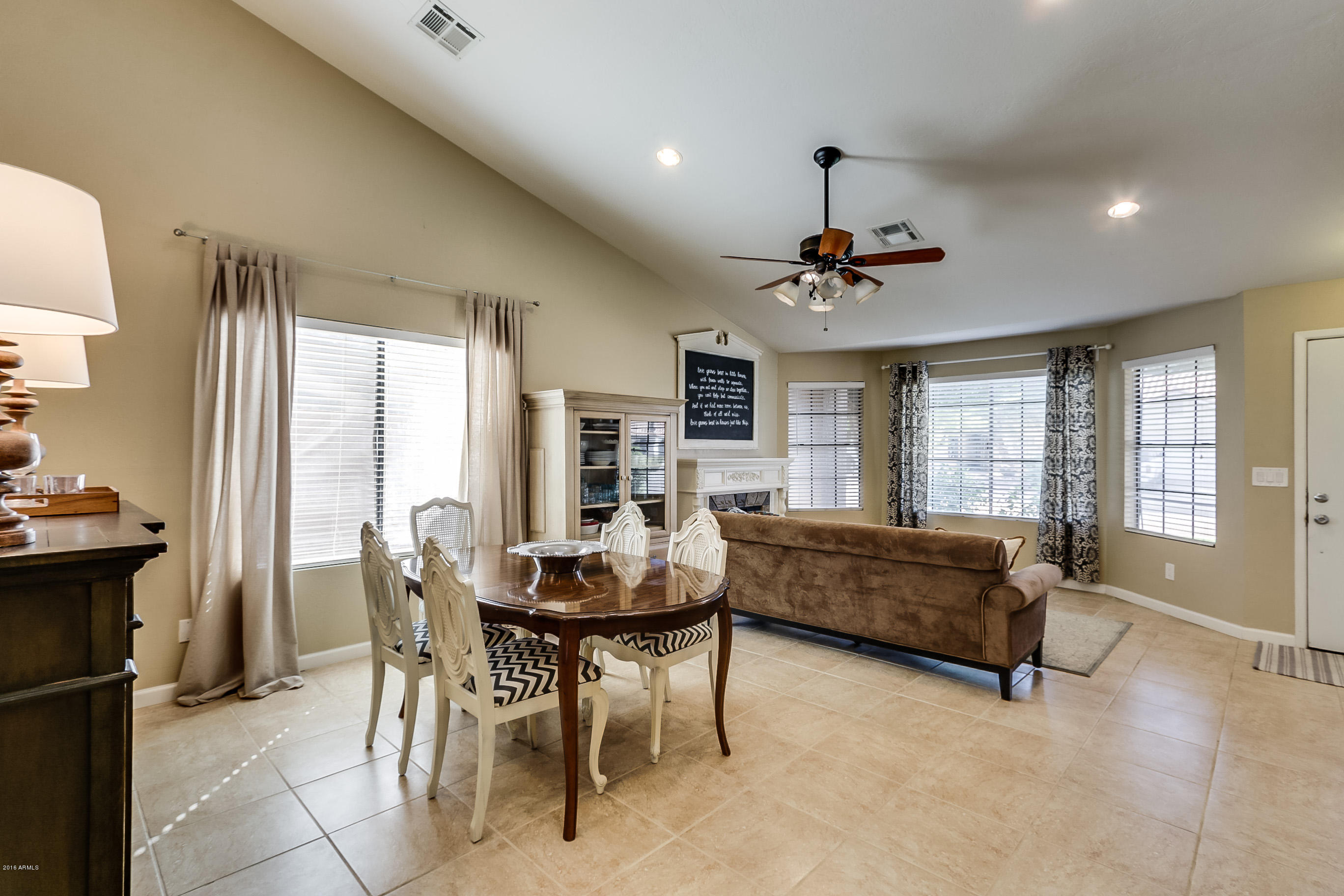 1444 East Hearne Way Gilbert, AZ 85234 - Photo 13 of 46 Hearne-30