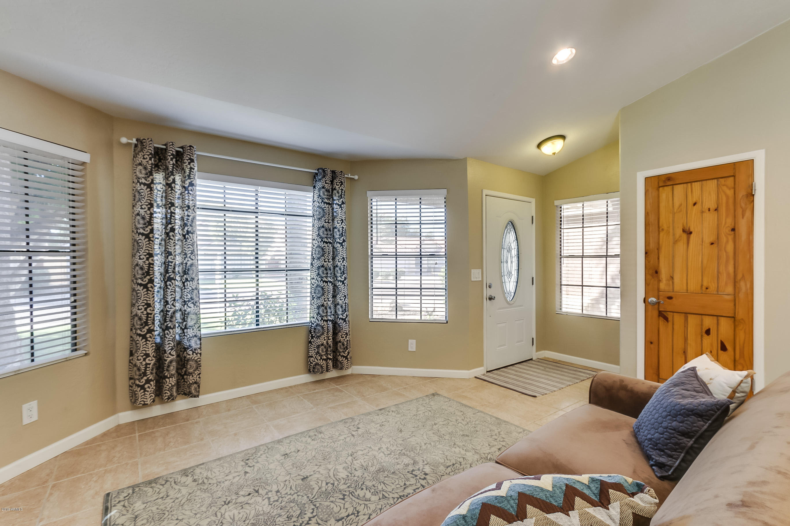 1444 East Hearne Way Gilbert, AZ 85234 - Photo 14 of 46 Hearne-24