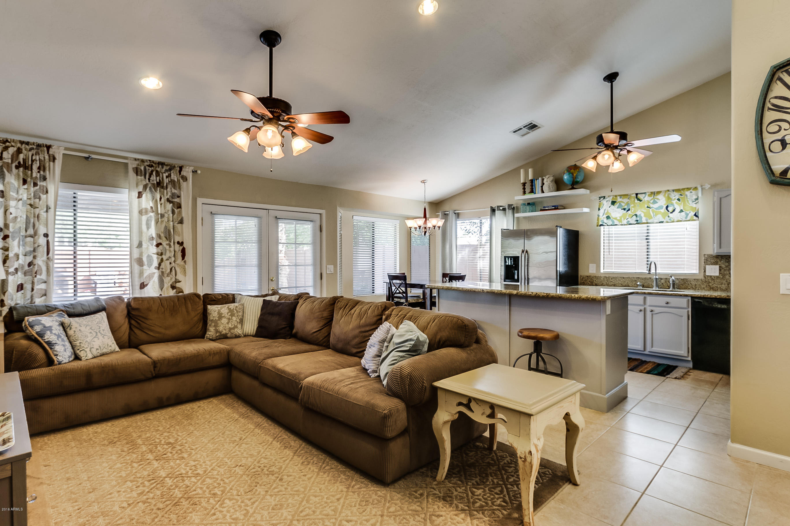 1444 East Hearne Way Gilbert, AZ 85234 - Photo 19 of 46 Hearne-44