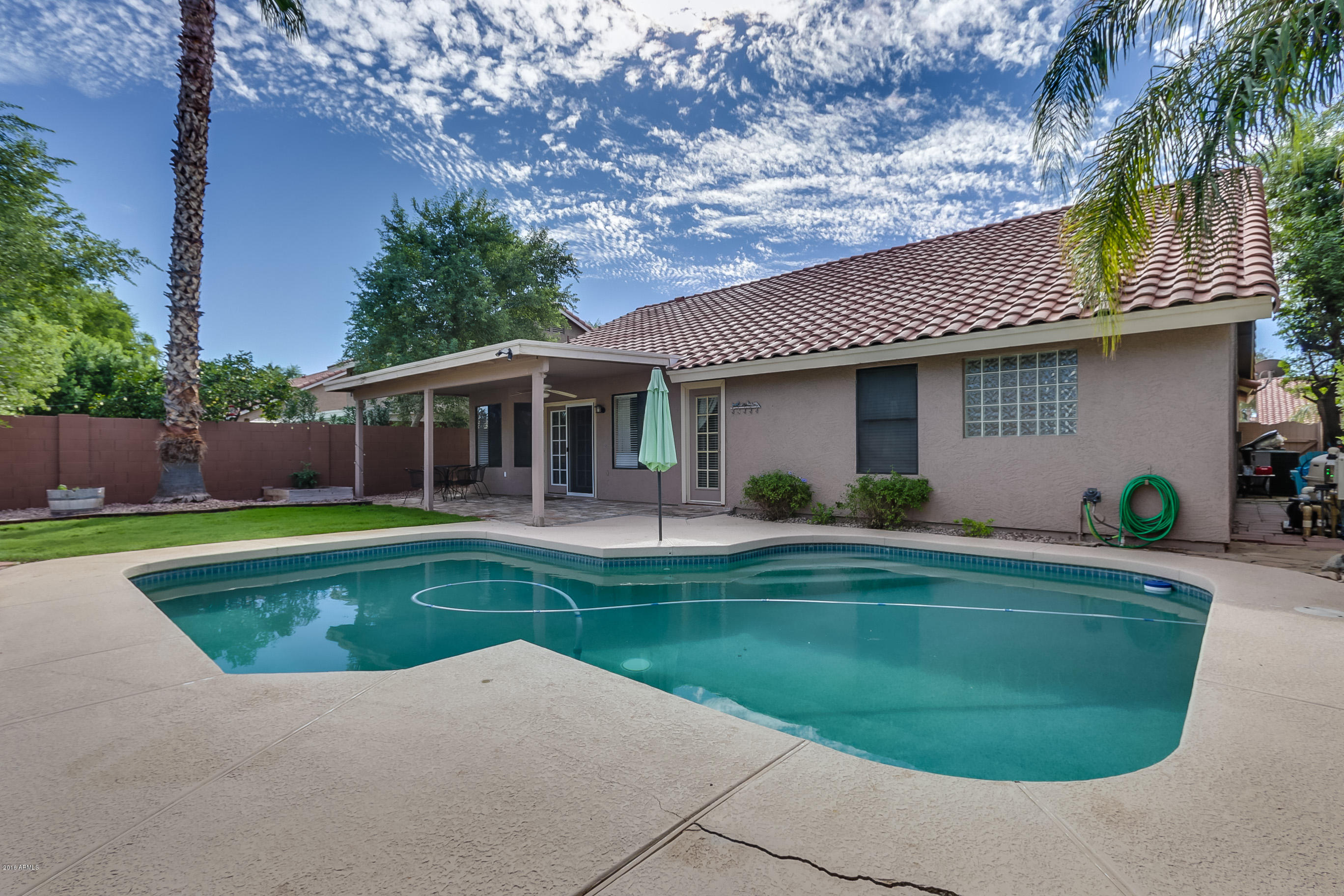 1444 East Hearne Way Gilbert, AZ 85234 - Photo 3 of 46 Hearne-53
