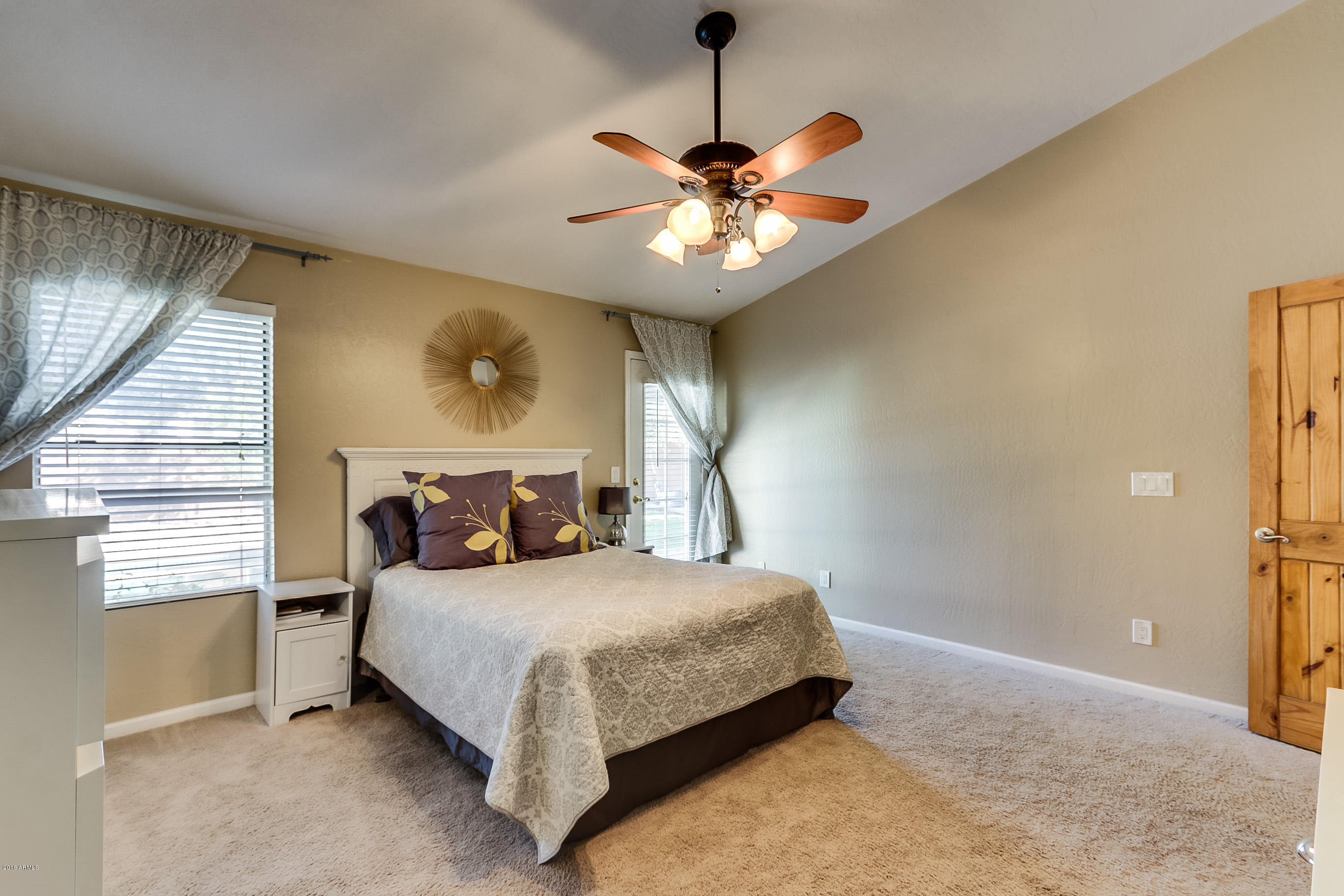 1444 East Hearne Way Gilbert, AZ 85234 - Photo 32 of 46 Hearne-14