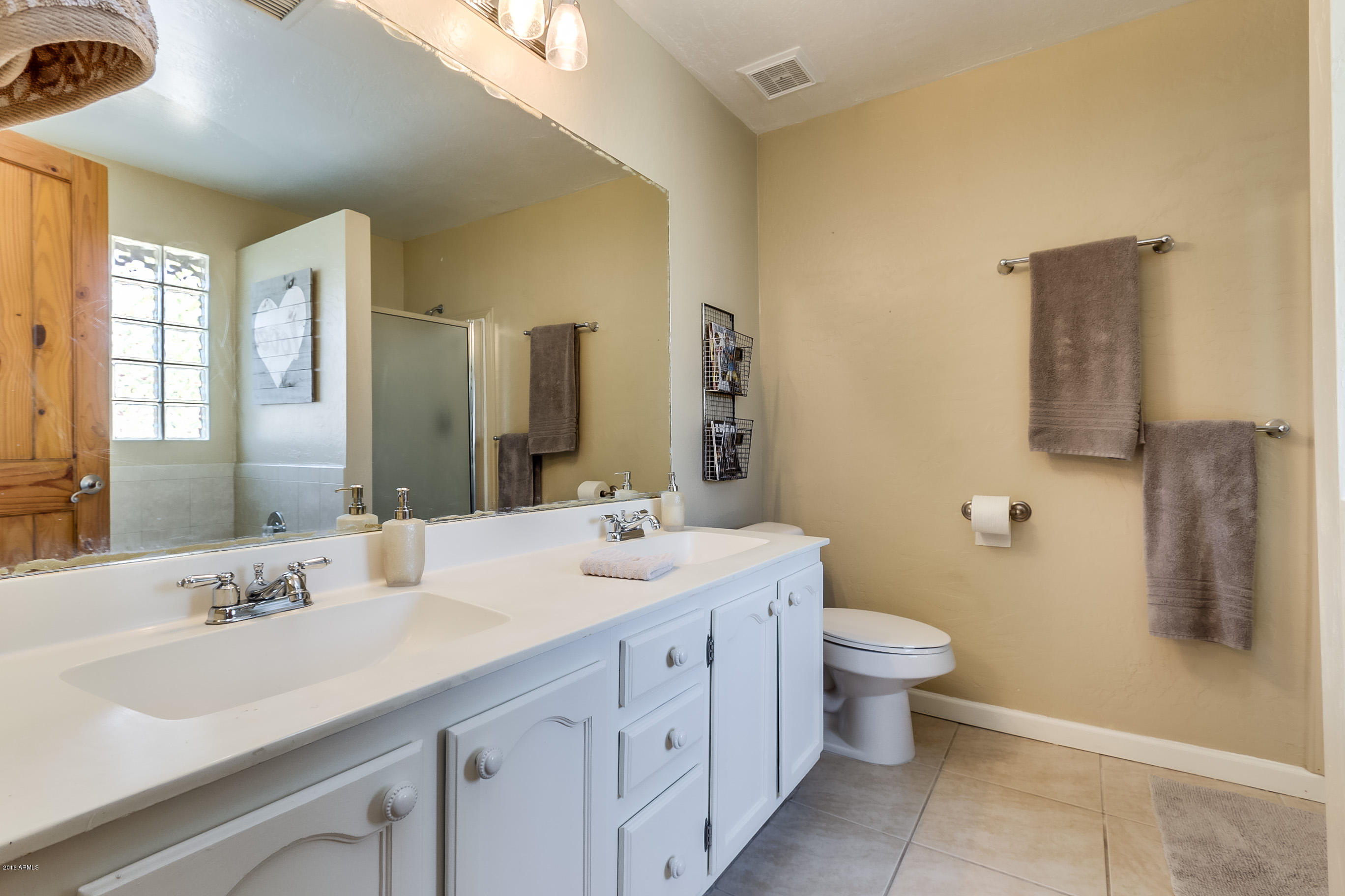 1444 East Hearne Way Gilbert, AZ 85234 - Photo 38 of 46 Hearne-17