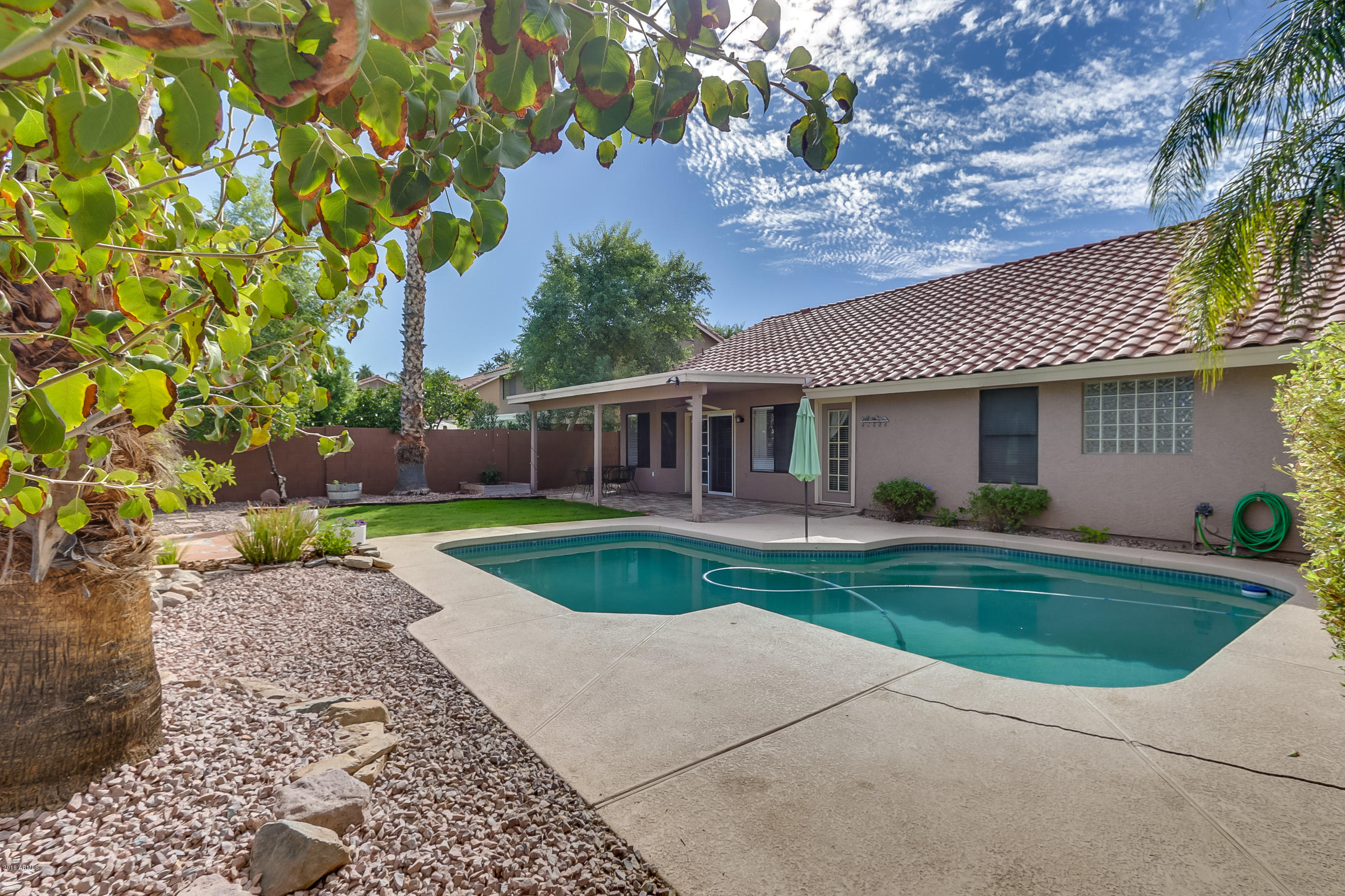 1444 East Hearne Way Gilbert, AZ 85234 - Photo 6 of 46 Hearne-50