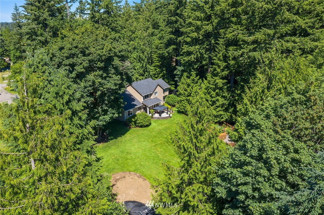7833 Kelly Beach Road Southeast Olympia, WA 98513 - Photo 33 of 36 Gallery Image 33