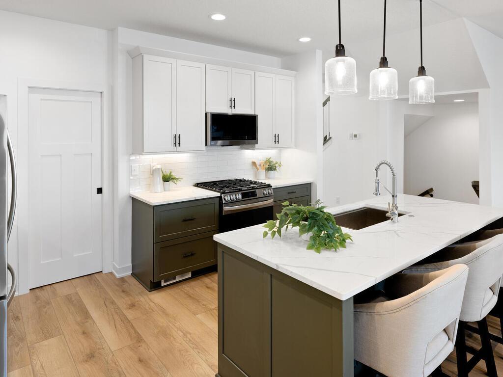 2613 Cascade Lane Long Lake, MN 55356 - Photo 13 of 39