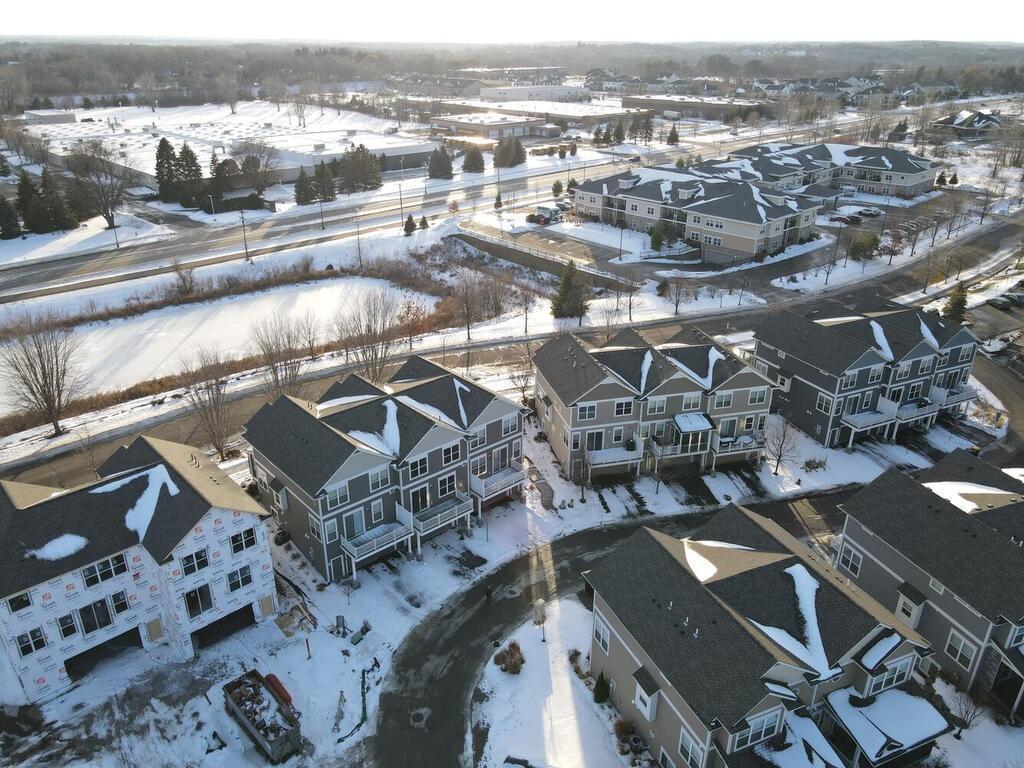 2613 Cascade Lane Long Lake, MN 55356 - Photo 2 of 39