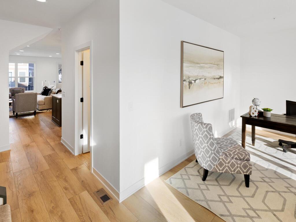 2613 Cascade Lane Long Lake, MN 55356 - Photo 8 of 39