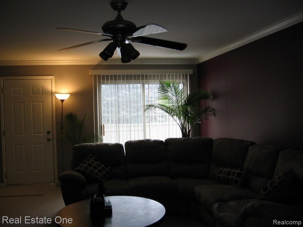 1462 Knights Ridge Court, Unit 158 Rochester, MI 48306 - Photo 6 of 10 knights ridge 001.jpg