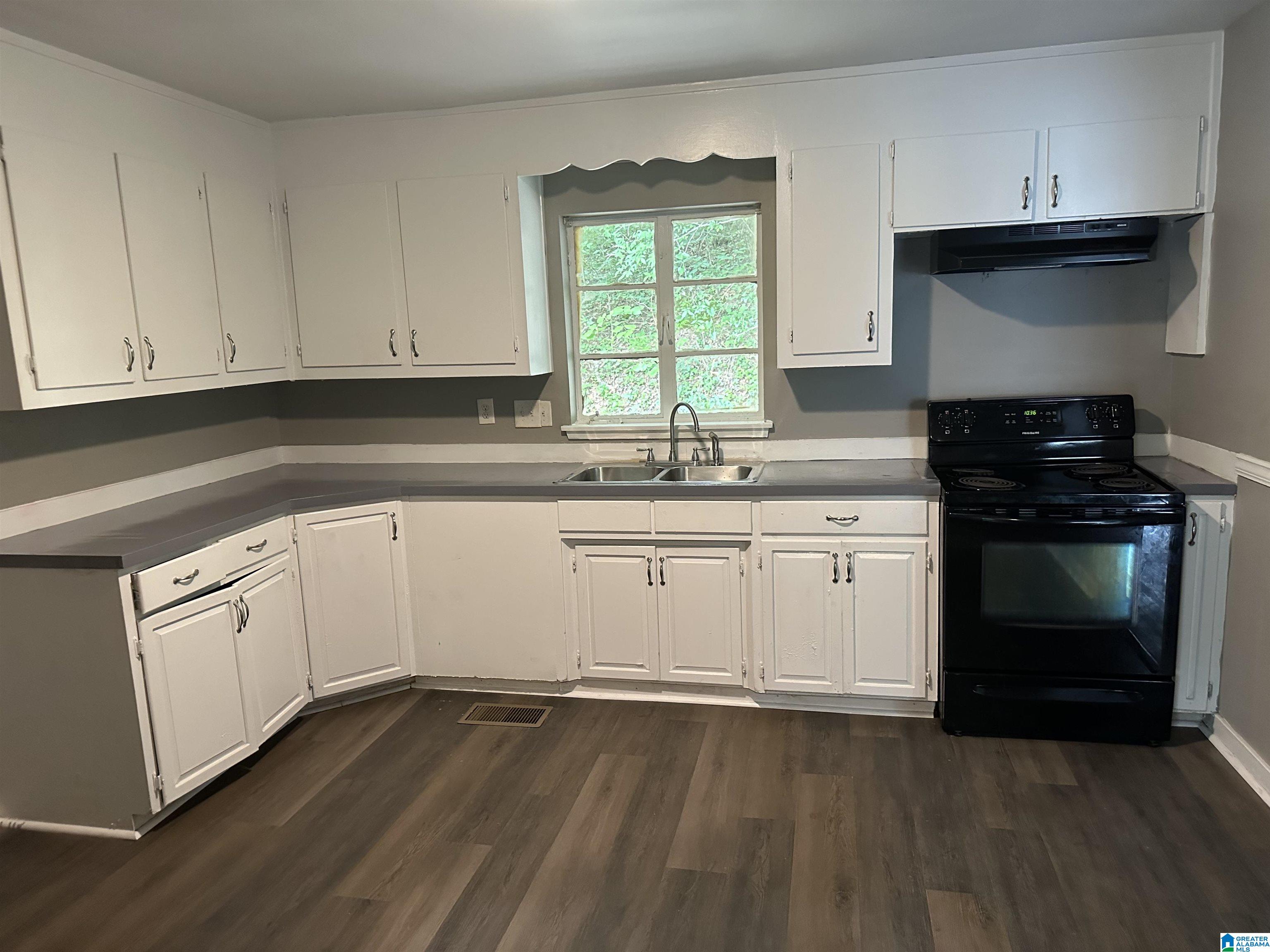 2224 Reed Road Northeast Birmingham, AL 35215 - Photo 4 of 13