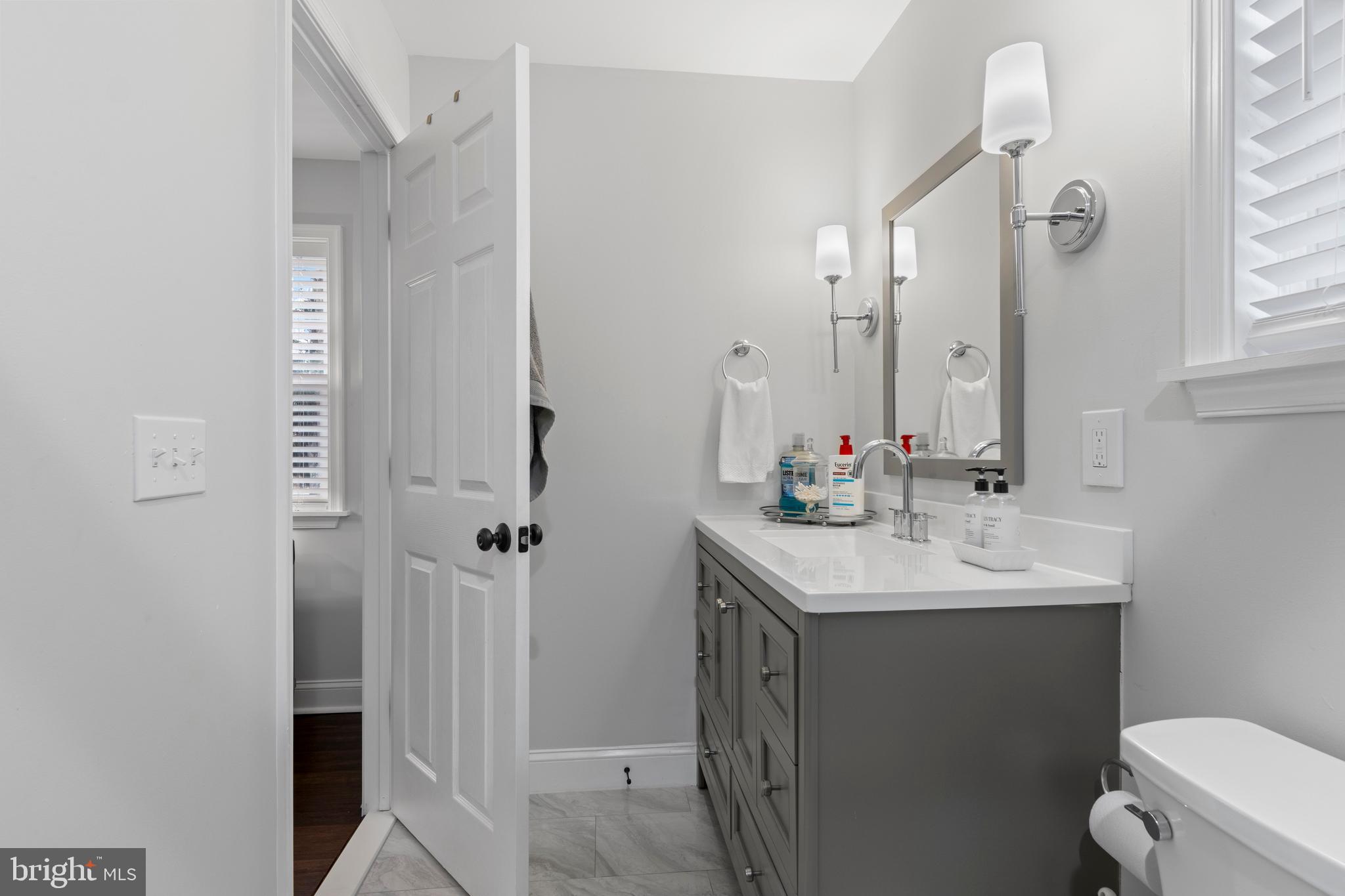 831 Stanbridge Road Drexel Hill, PA 19026 - Photo 27 of 60