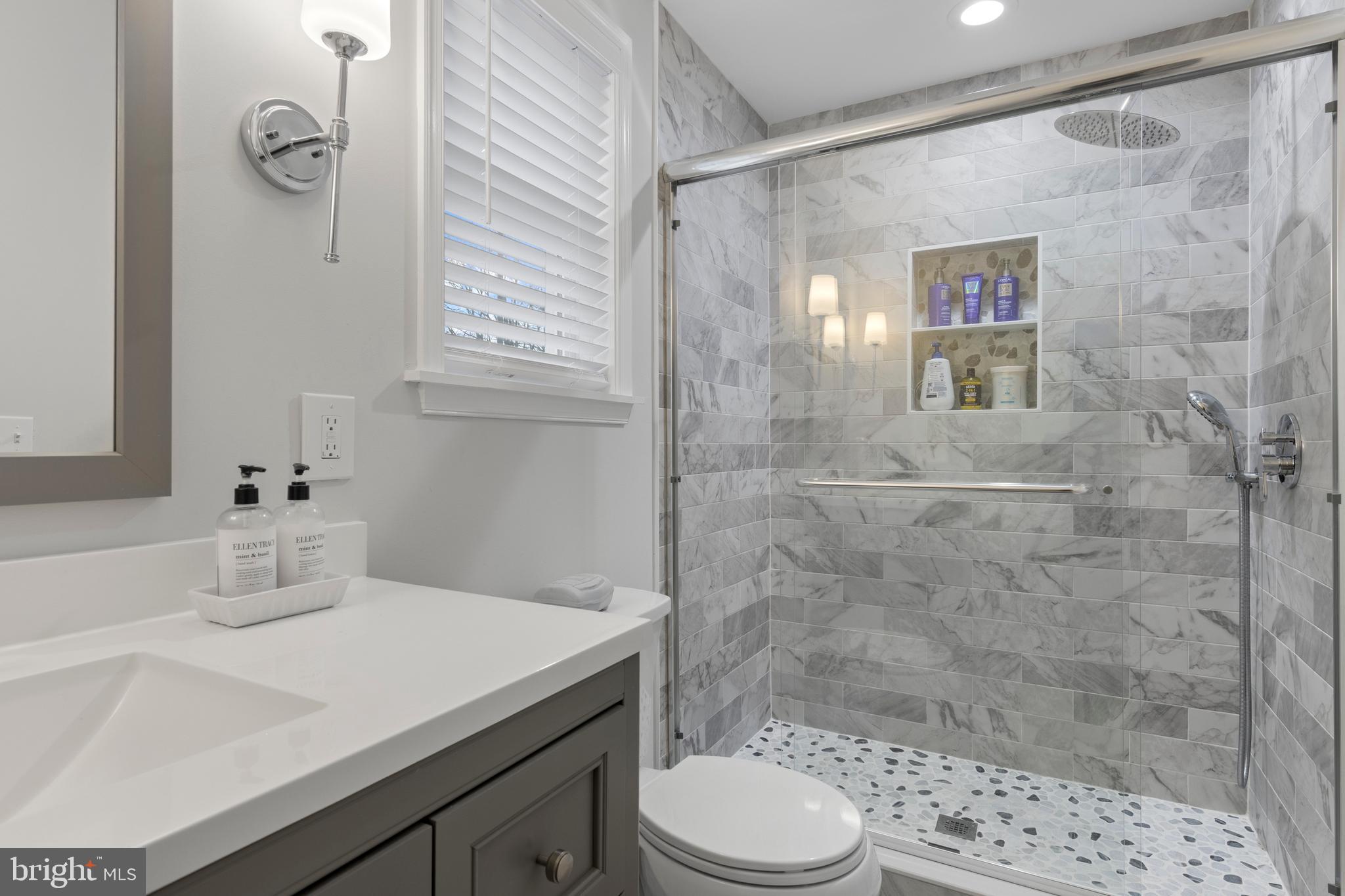 831 Stanbridge Road Drexel Hill, PA 19026 - Photo 28 of 60