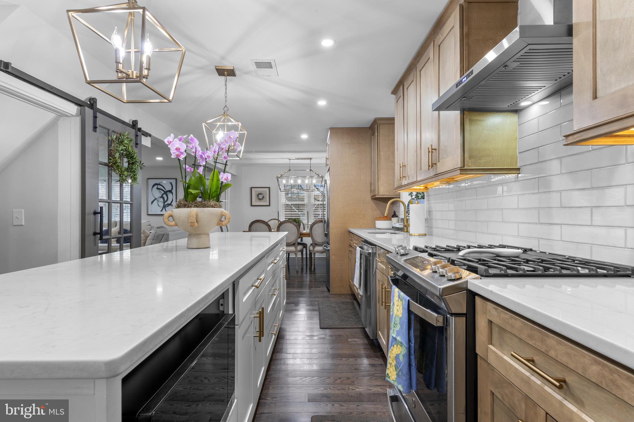 831 Stanbridge Road Drexel Hill, PA 19026 - Photo 9 of 60