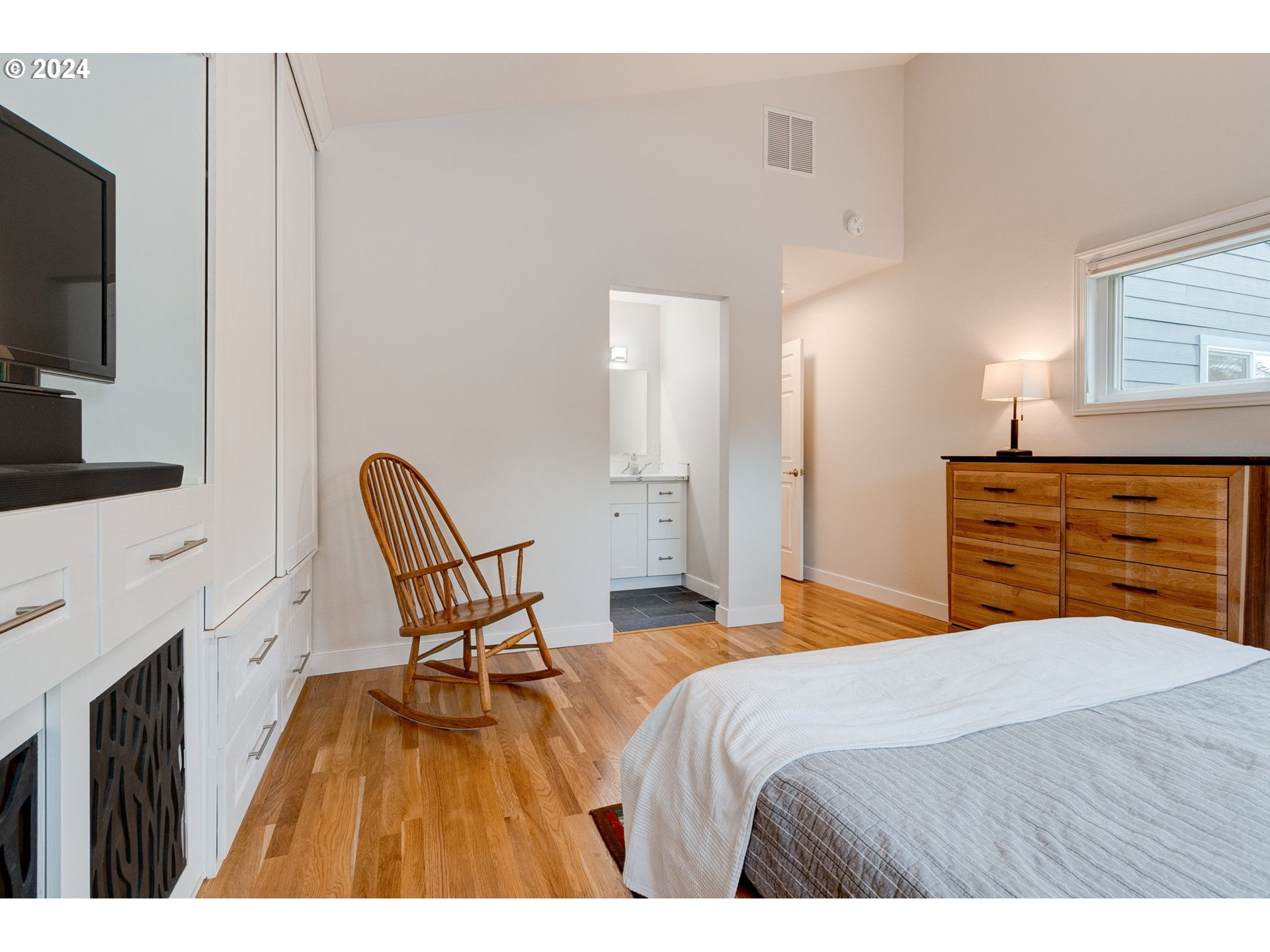 12190 Northwest McDaniel Road Portland, OR 97229 - Photo 24 of 48 Bedroom, Primary