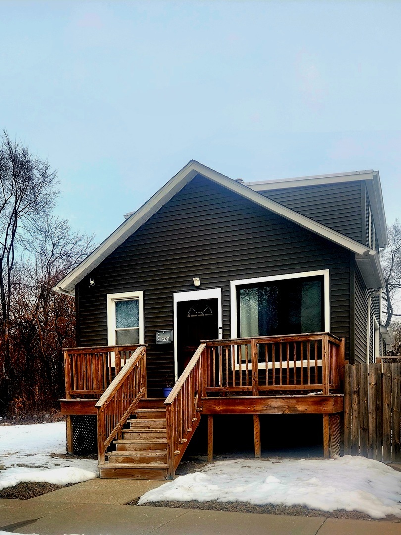 13331 South Calumet Avenue Chicago, IL 60827 - Photo 3 of 35