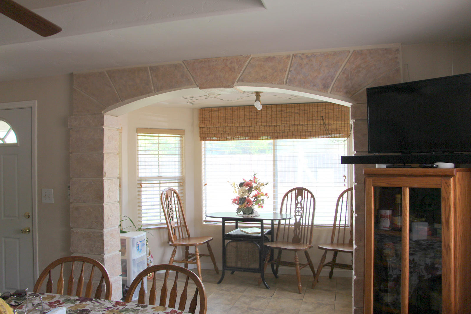 2916 Heather Lane Redding, CA 96002 - Photo 5 of 15 IMG_8817