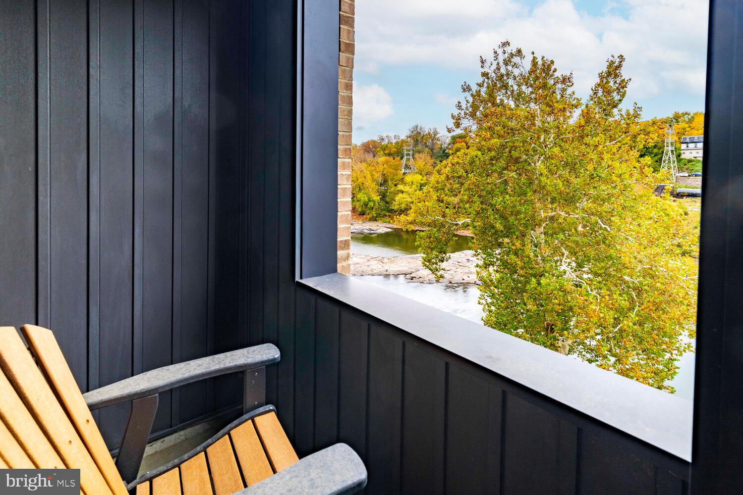 4586 Riverside Way Philadelphia, PA 19127 - Photo 21 of 48