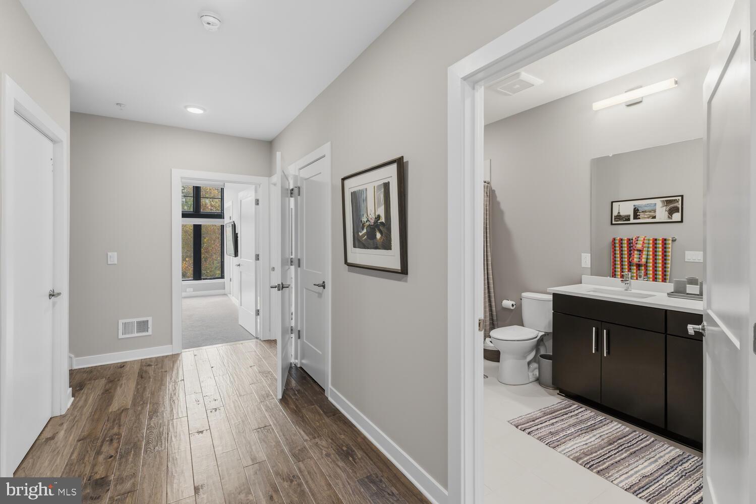 4586 Riverside Way Philadelphia, PA 19127 - Photo 26 of 48