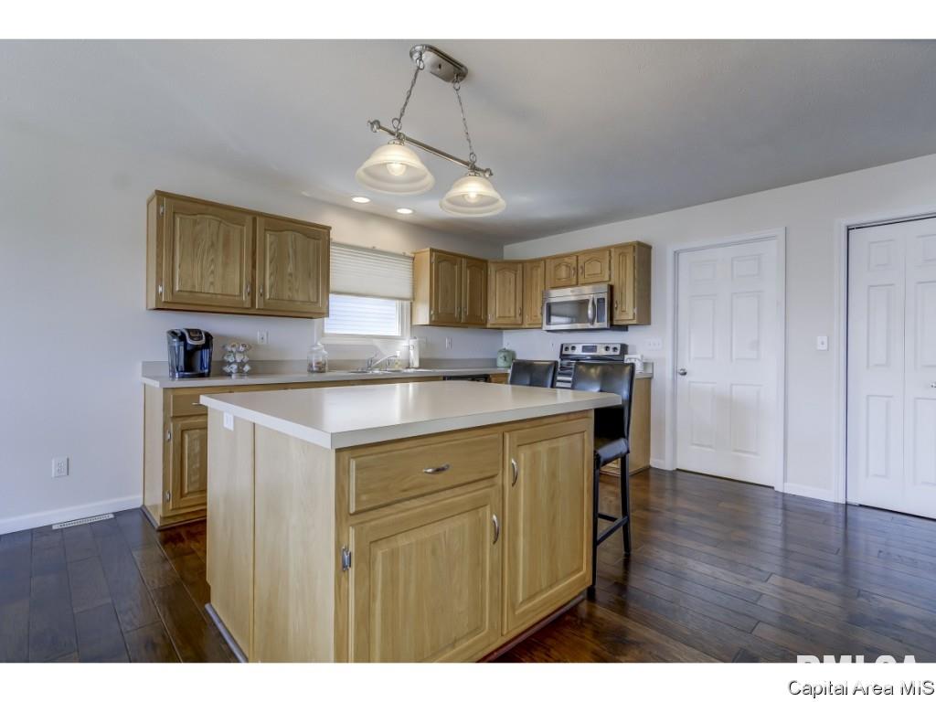 2804 Kipling Drive Springfield, IL 62711 - Photo 9 of 36