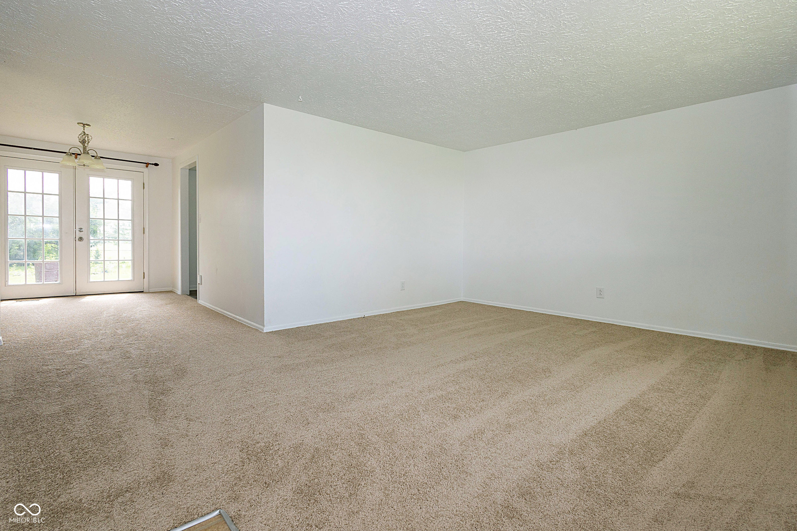 1217 South Post Road Indianapolis, IN 46239 - Photo 5 of 36 Gallery Image 5