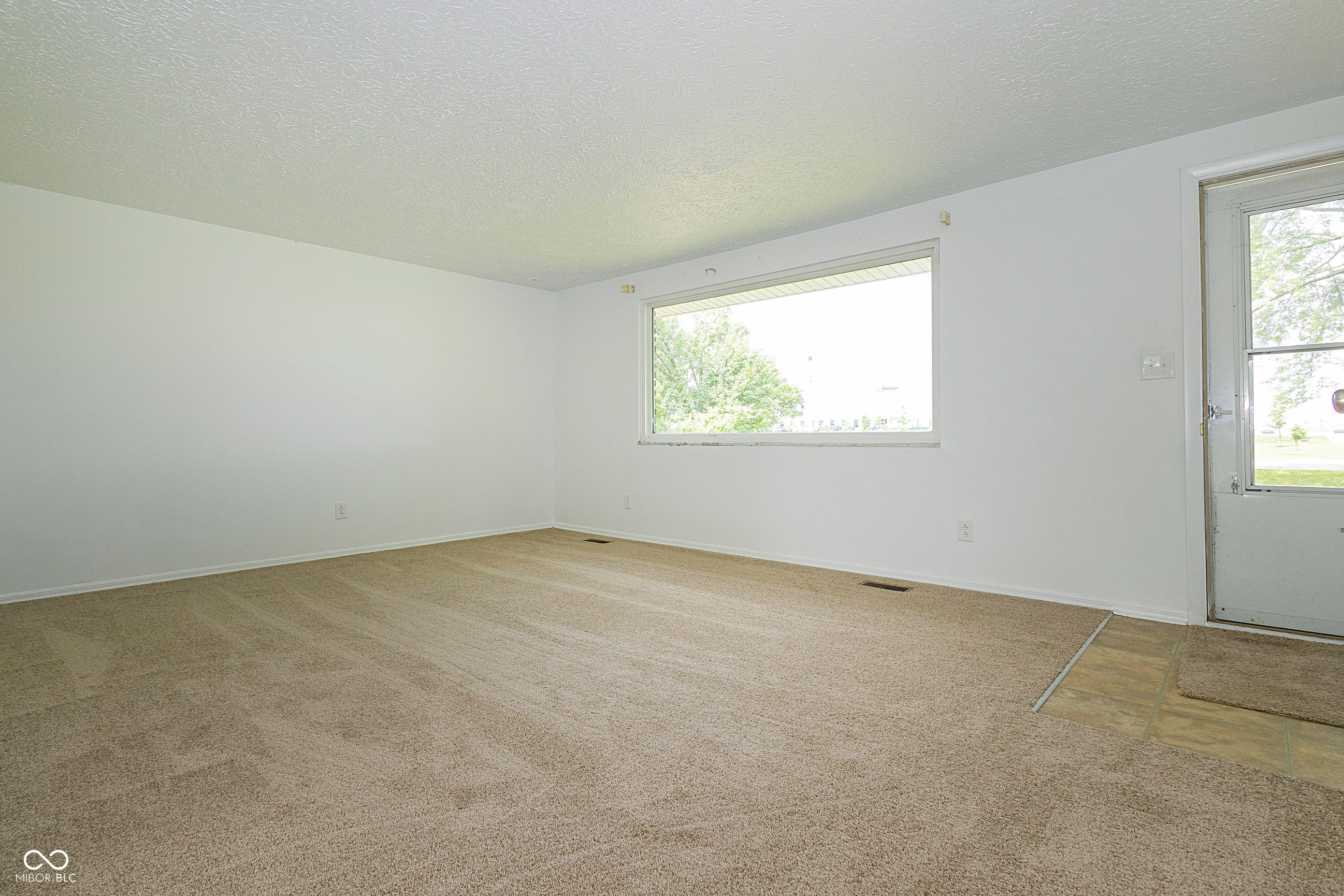 1217 South Post Road Indianapolis, IN 46239 - Photo 6 of 36 Gallery Image 6