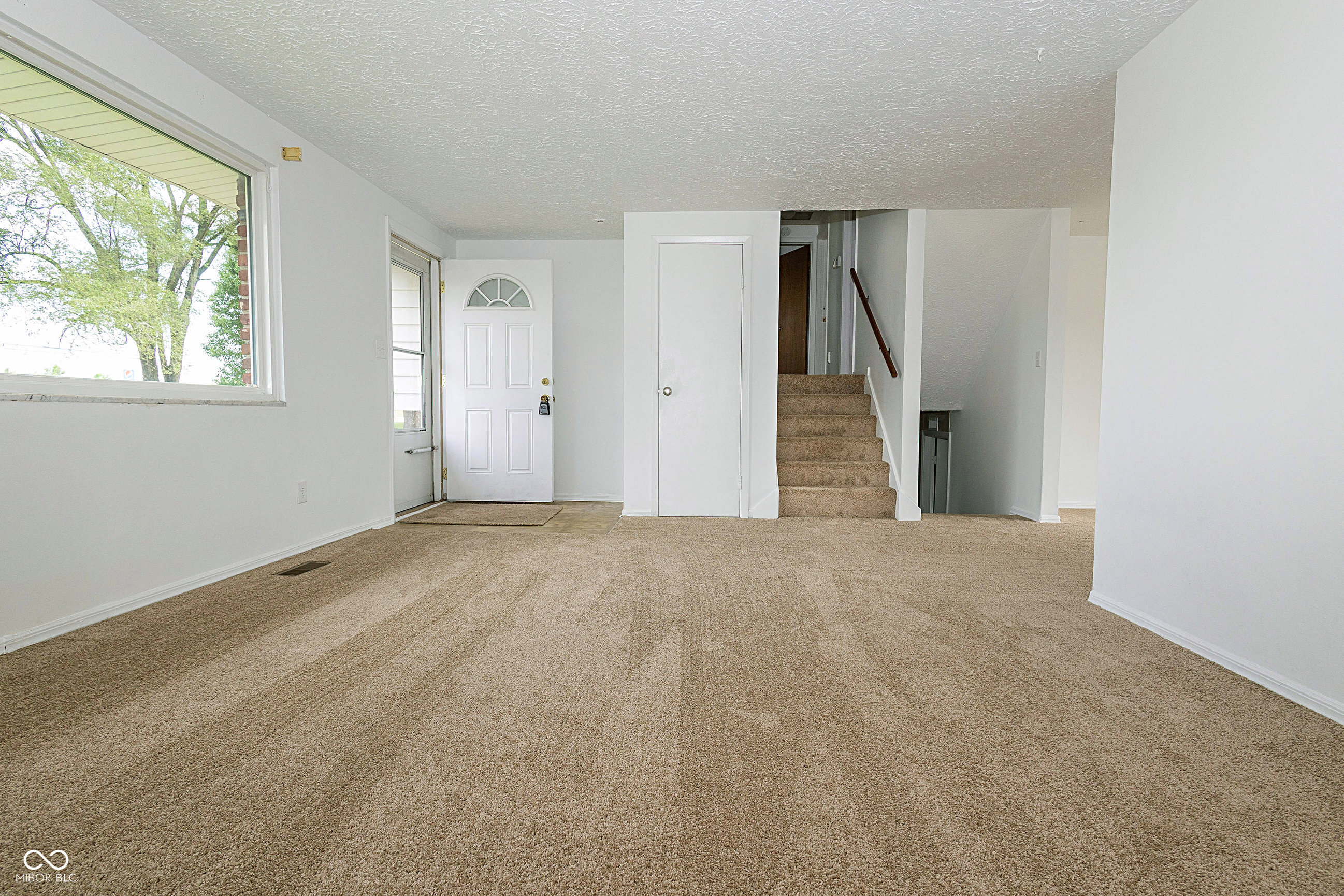1217 South Post Road Indianapolis, IN 46239 - Photo 7 of 36 Gallery Image 7
