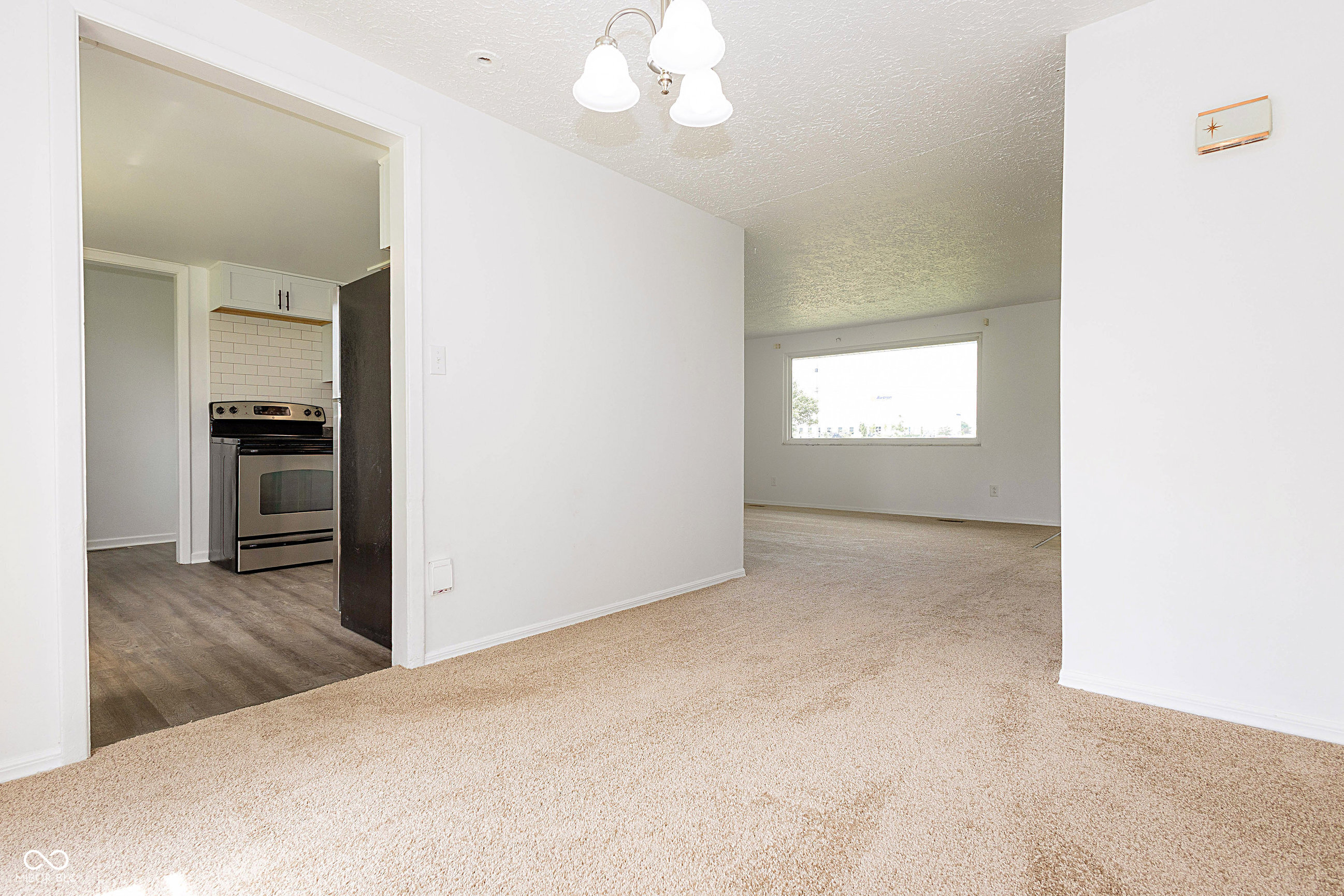 1217 South Post Road Indianapolis, IN 46239 - Photo 9 of 36 Gallery Image 9