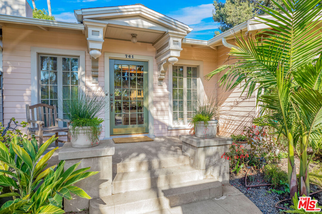 761 Palms Boulevard Venice, CA 90291 - Photo 3 of 26