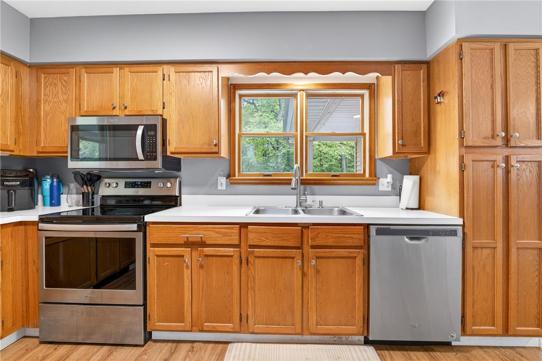 156 Mailbox Road Pocono Lake, PA 18347 - Photo 20 of 57