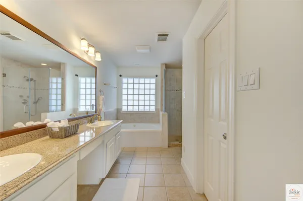$3,100 | 1322 Cohn Street, Houston, TX 77007
