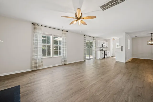 $360,000 | 416 Aberdeen Circle, Summerville, SC 29483