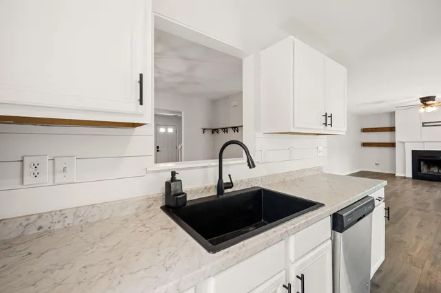 $360,000 | 416 Aberdeen Circle, Summerville, SC 29483