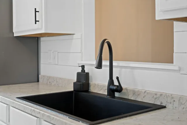 $360,000 | 416 Aberdeen Circle, Summerville, SC 29483