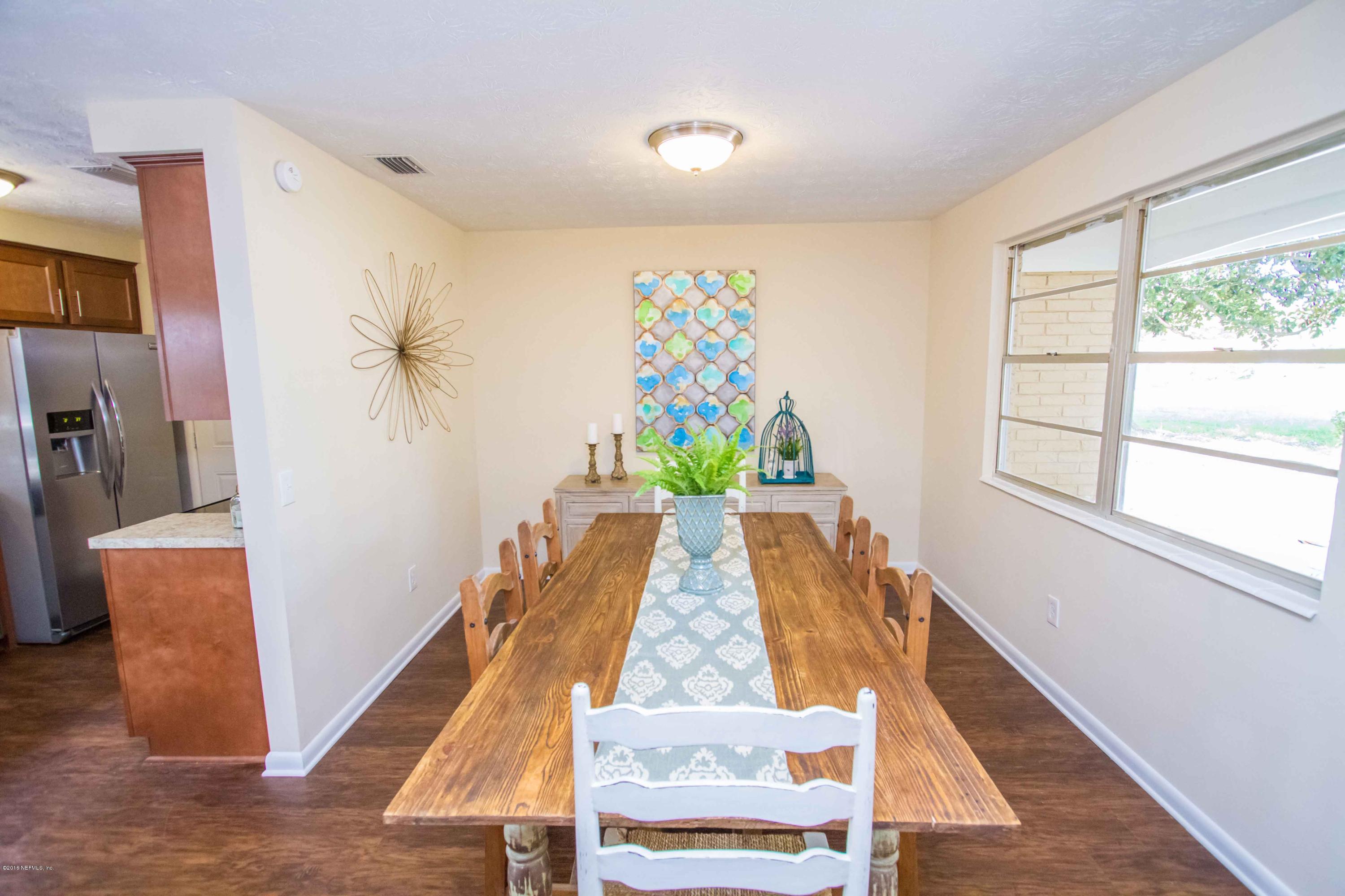 2036 Maracaibo Road Jacksonville, FL 32211 - Photo 11 of 31 Dining Area